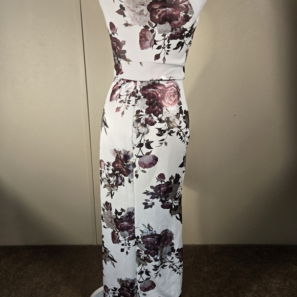 Spaghetti Strap Floral Dress - Picture 6 of 12